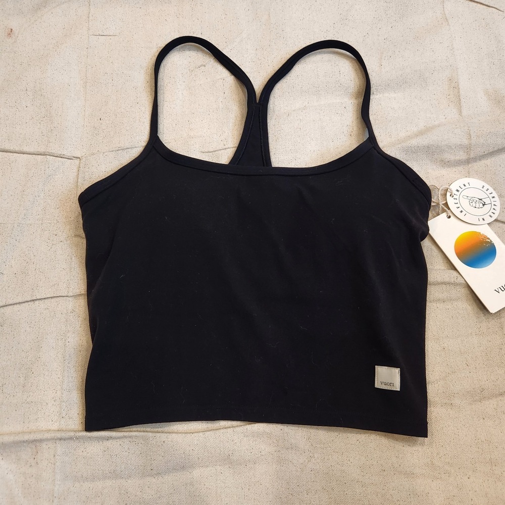 New XS Vuori AllTheFeels Light Support Tank 2.0 Black Daily Crop Top Athleisure